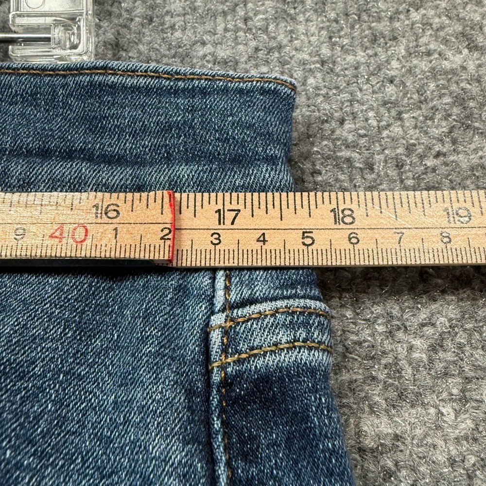 Lucky Brand 110 Slim Jeans Mens 34x30 Blue Stretch Denim Casual Classic Everyday - Picture 3 of 10